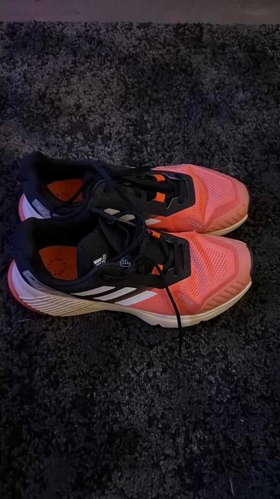 Adidas loopschoenen ( als nieuw ), Sport en Fitness, Ophalen of Verzenden, Zo goed als nieuw, Adidas