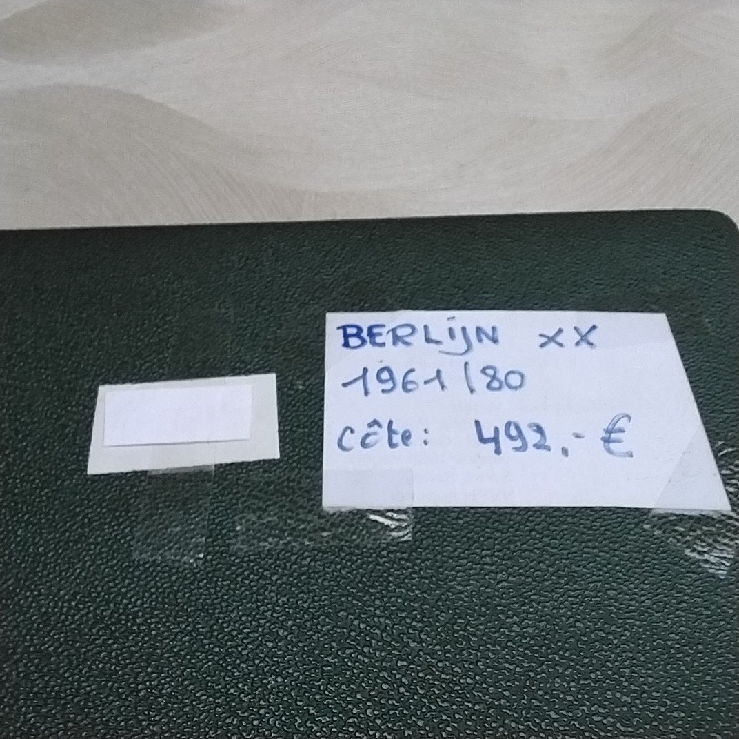 BERLIJN XX 1961/1980 cote 492,00 € Lindner album, Timbres & Monnaies, Timbres | Albums complets & Collections, Enlèvement ou Envoi