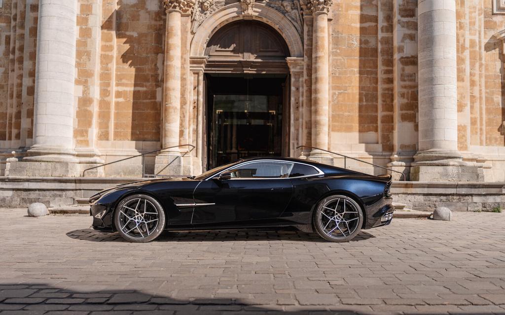 Aston Martin Vanquish COUPE  - BOWERS & WILKINS - TITANIUM, Auto's, Aston Martin, https://public.car-pass.be/vhr/73cda038-faeb-4230-8f5d-5e76e9cc7d7b