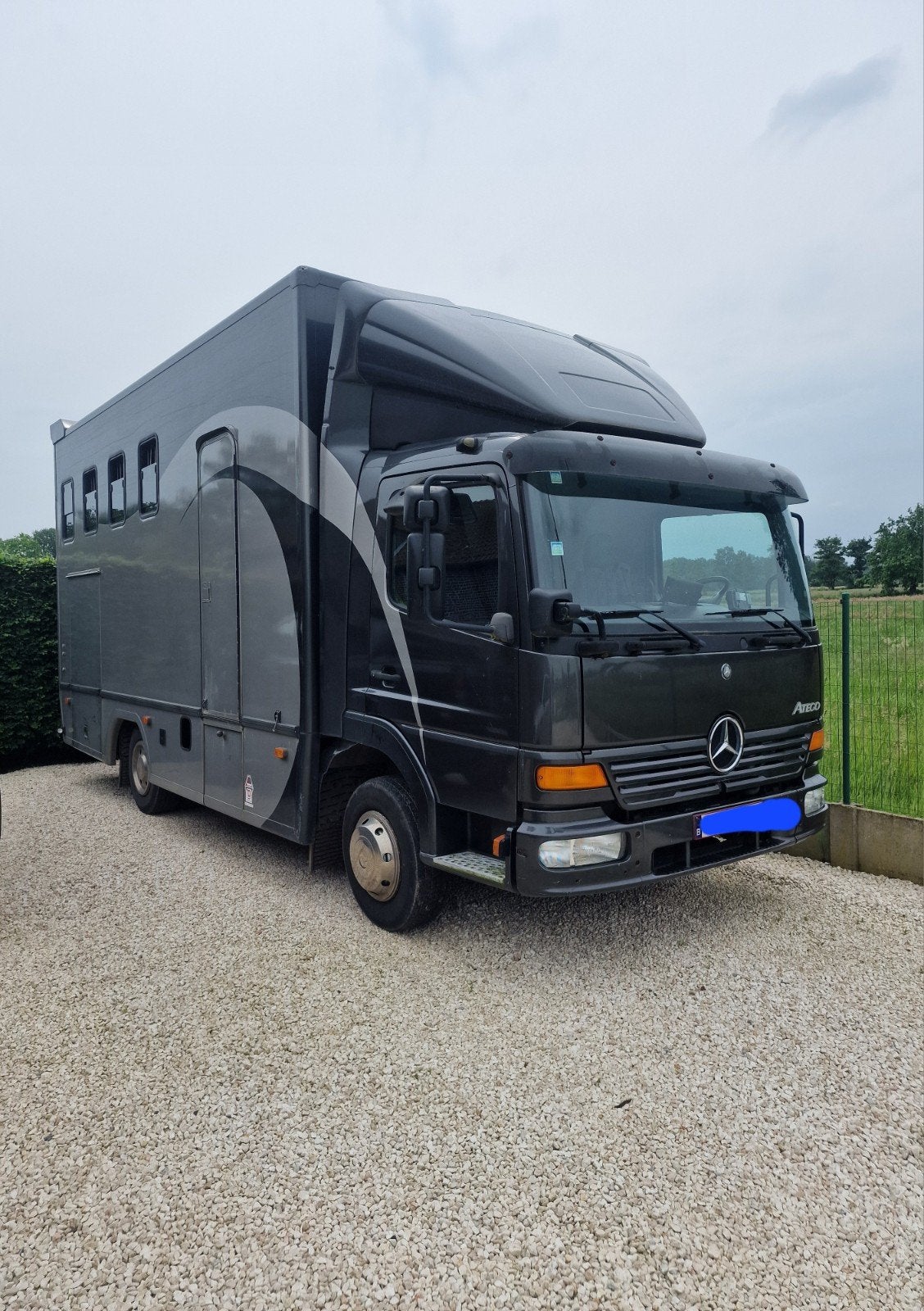 Paardencamion Mercedes 4 paarden, Enlèvement