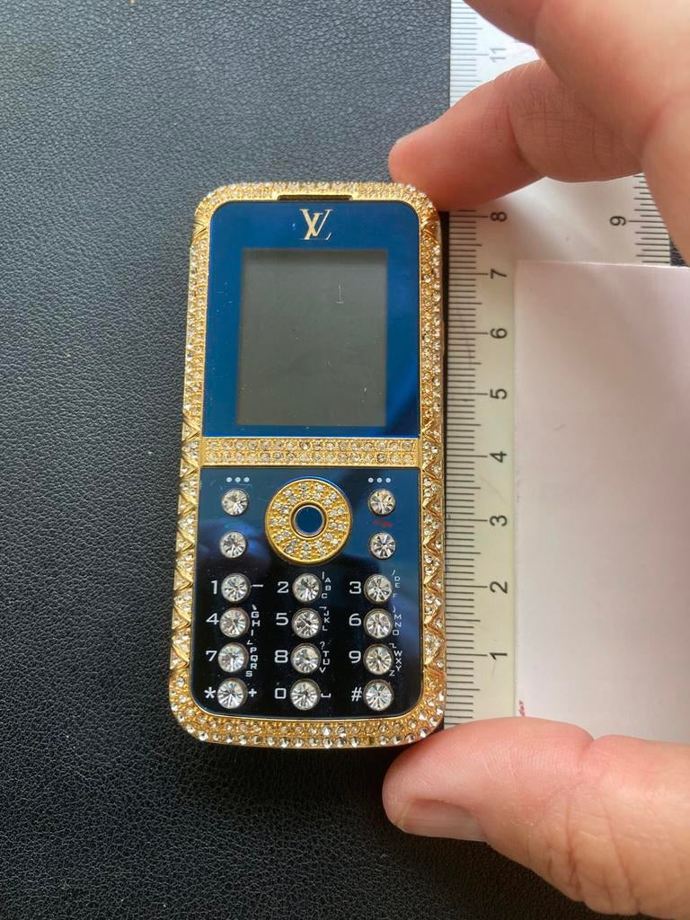 Ultra mini GSM A502 LV style met certificaat maar 8 cm, Ophalen of Verzenden, Zo goed als nieuw