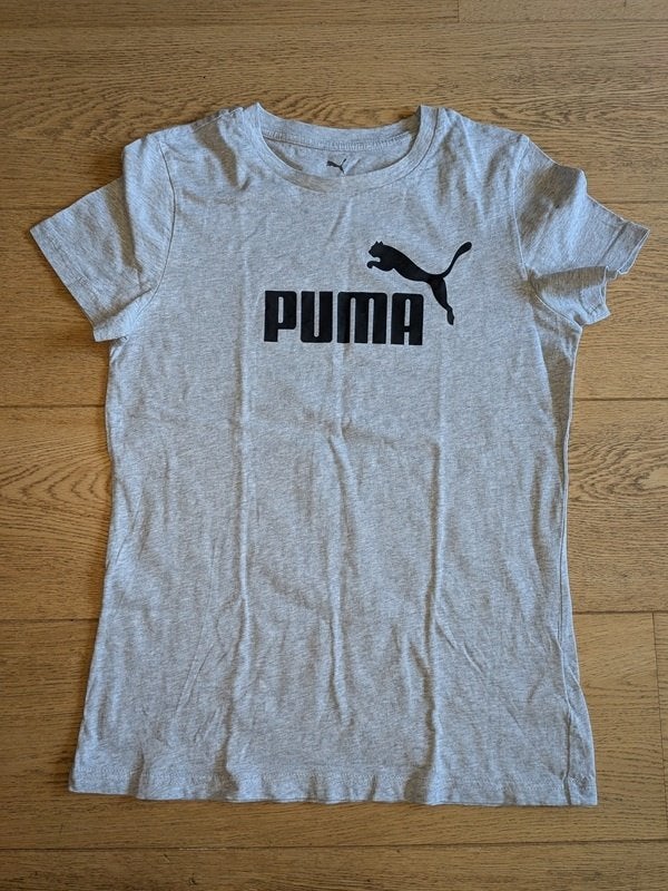 femme - t-shirt gris Puma - taille M, Vêtements | Femmes, T-shirts, Enlèvement, Porté, Taille 38/40 (M), Gris