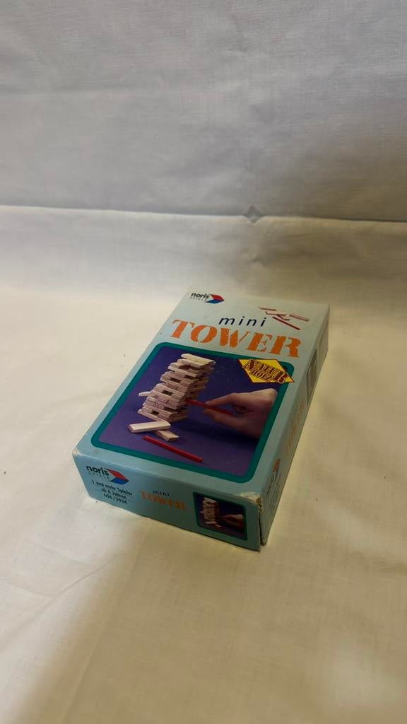Noris Mini Tower! Duitstalige versie! Extreem kleine versie!, Trois ou quatre joueurs, Enlèvement ou Envoi, Comme neuf, Noris