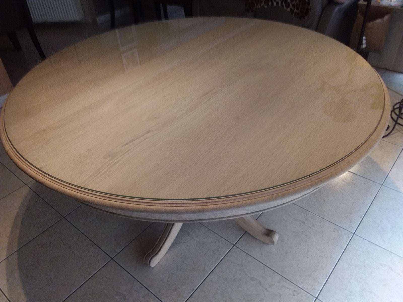 Te koop ronde tafel  142 cm, Huis en Inrichting, Tafels | Eettafels, Ophalen