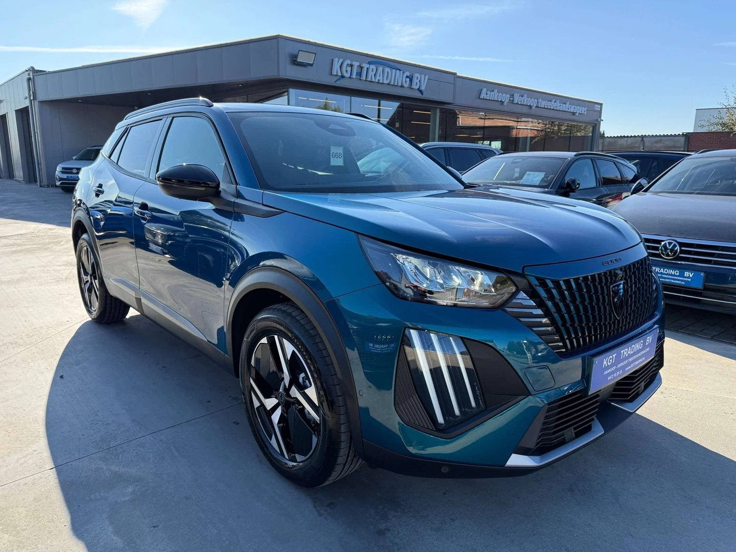 Peugeot 2008 1.2i TURBO ALLURE FULL LED 360 CAMERA CARPLAY L, 1263 kg, Gebruikt, 1199 cc, Blauw