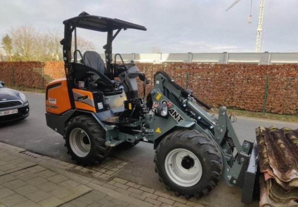 Te Huur: Kniklader Giant 2700, Ophalen of Verzenden, Wiellader of Shovel