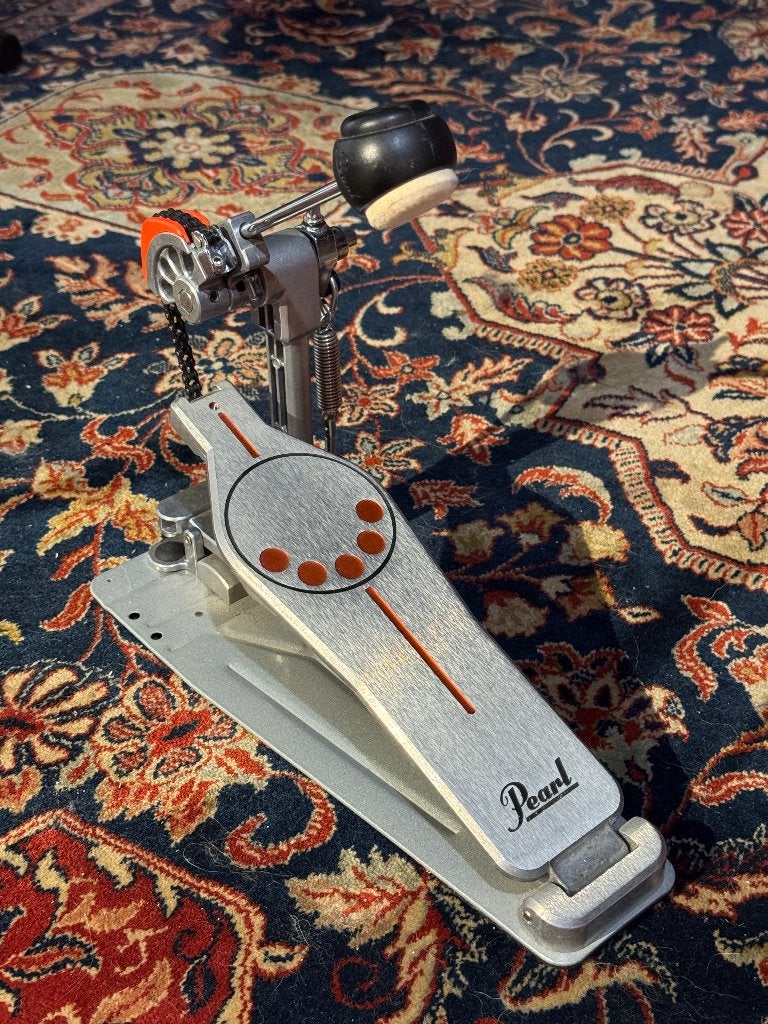 Pearl P-930 Demonator – Pédale de grosse caisse – Excel état, Enlèvement ou Envoi, Utilisé, Batterie ou Percussions