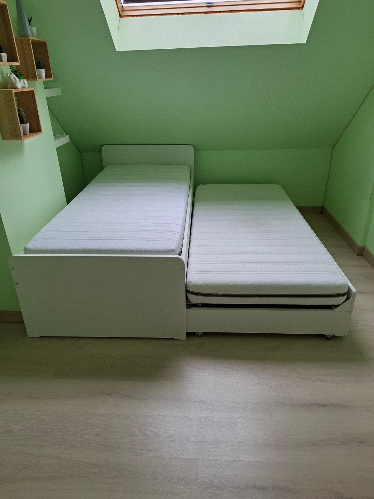 Släkt bedframe met onderbed, opbergers, matrassen, 90x200cm, Ophalen, 90 cm, Eenpersoons, Wit