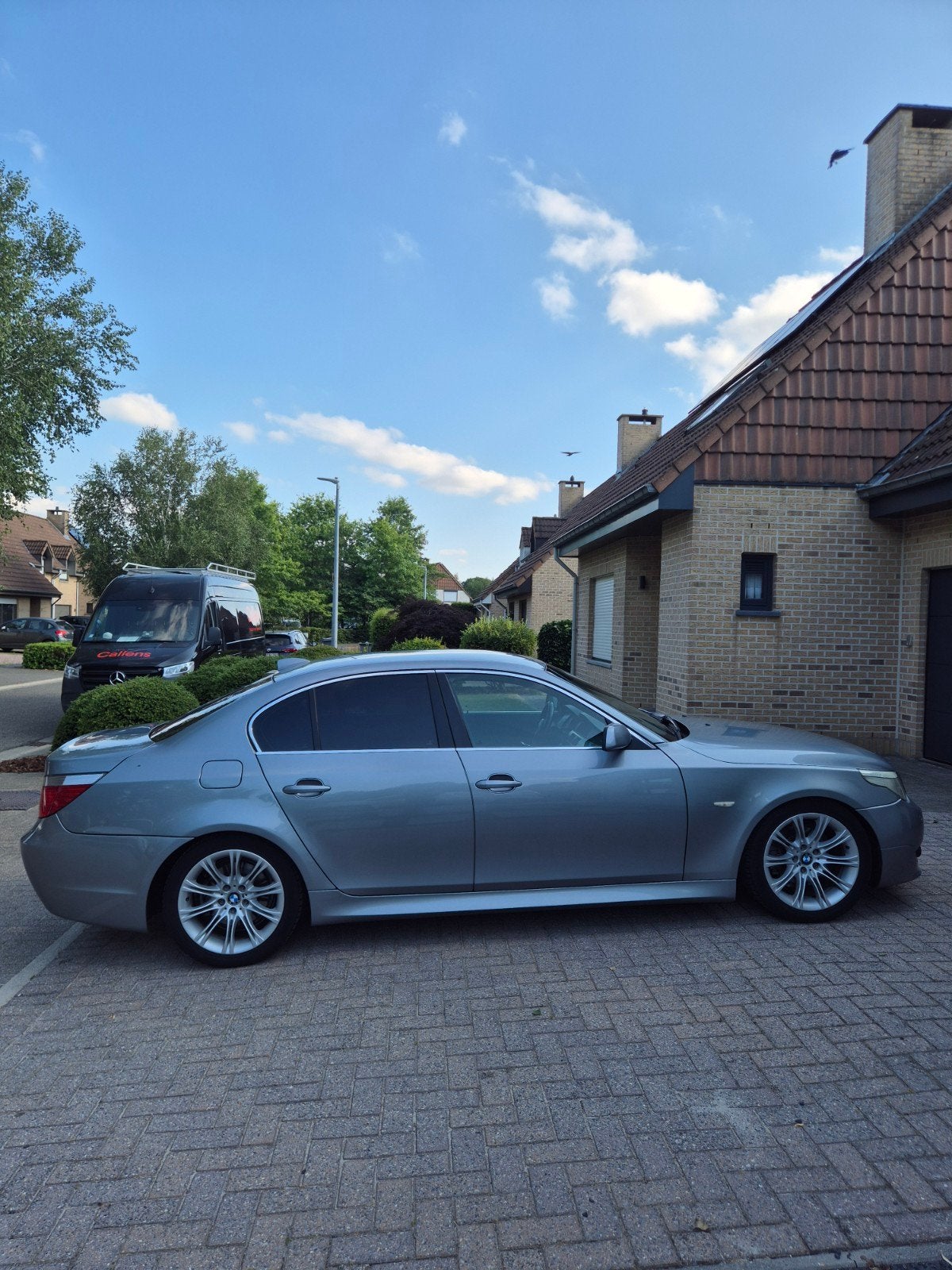 BMW 520i, Autos, BMW, 4 portes, Boîte manuelle, 6 cylindres, Particulier