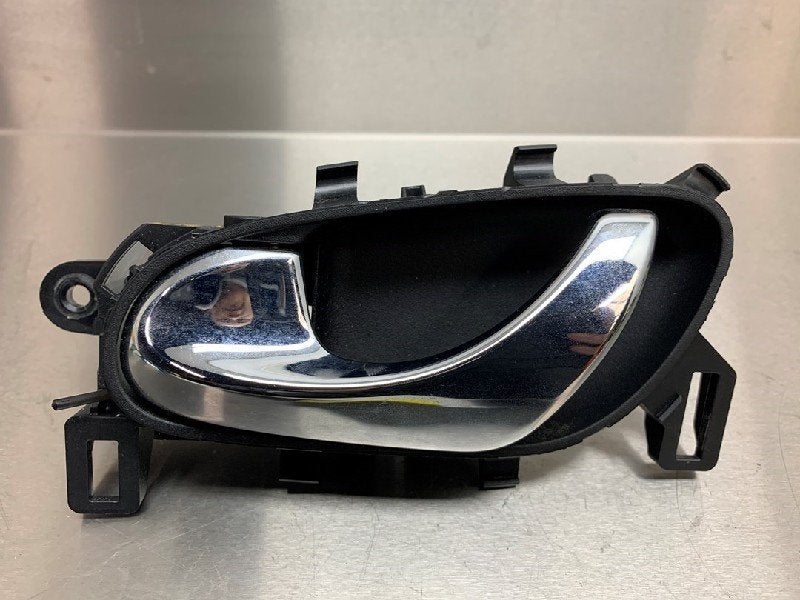 POIGNEE EXTERIEURE ARRIÈRE GAUCHE Nissan Qashqai (J11), Utilisé, Arrière, Nissan