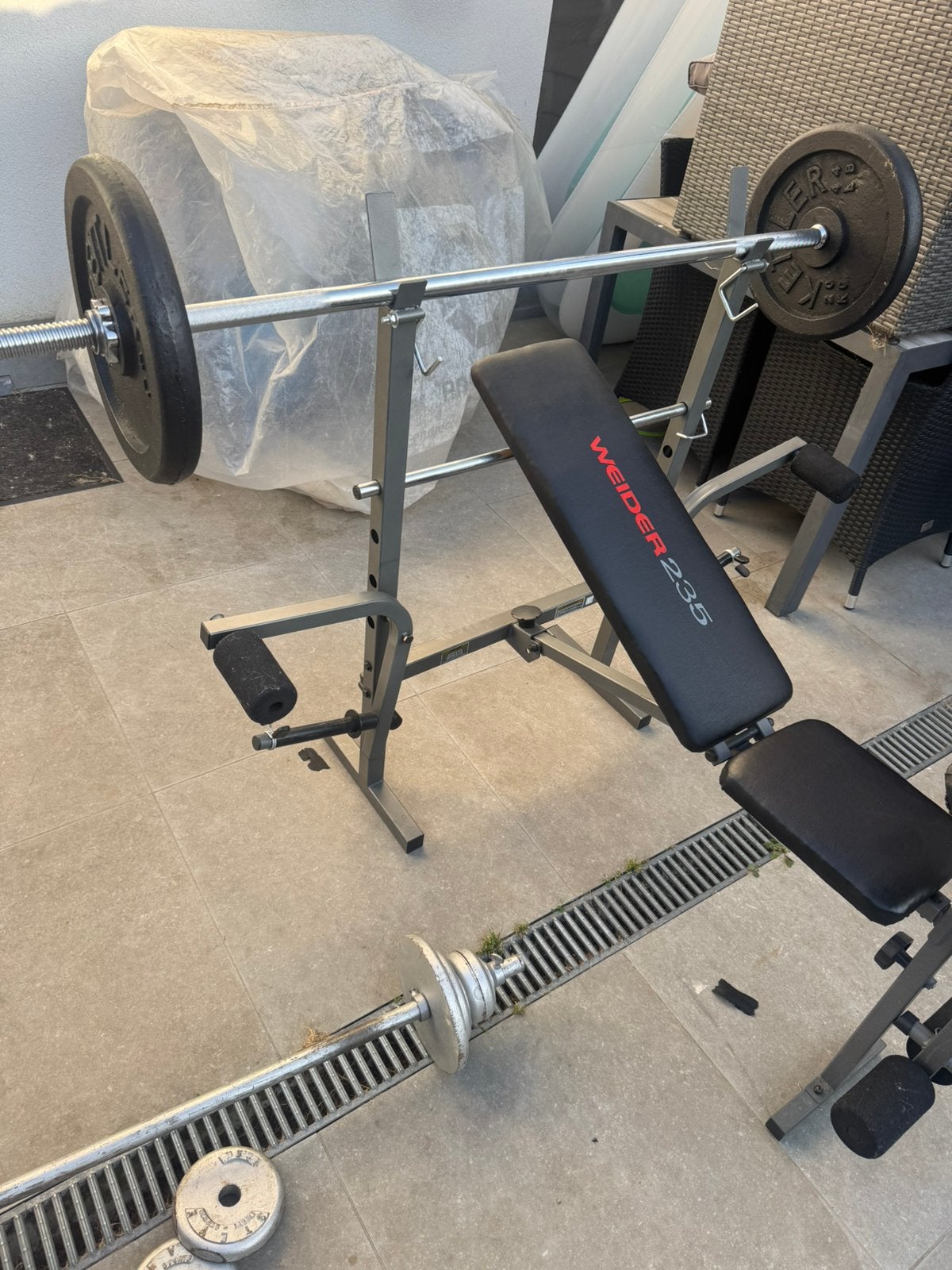 Weider 235 Halterbank + Halterset + Dumbbells + Gewichten, Ophalen, Zo goed als nieuw, Halterschijven
