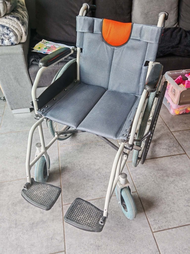 Chaise roulante, Divers, Enlèvement, Utilisé, Fauteuil roulant à pousser