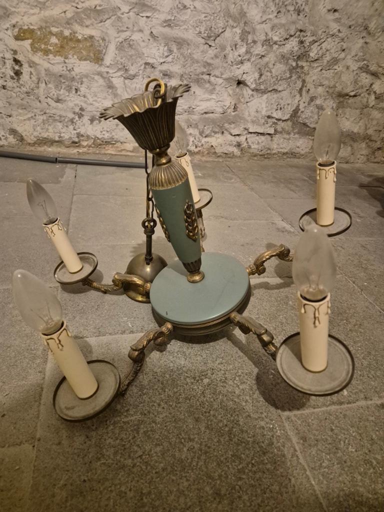 Lustre Vintage, Enlèvement