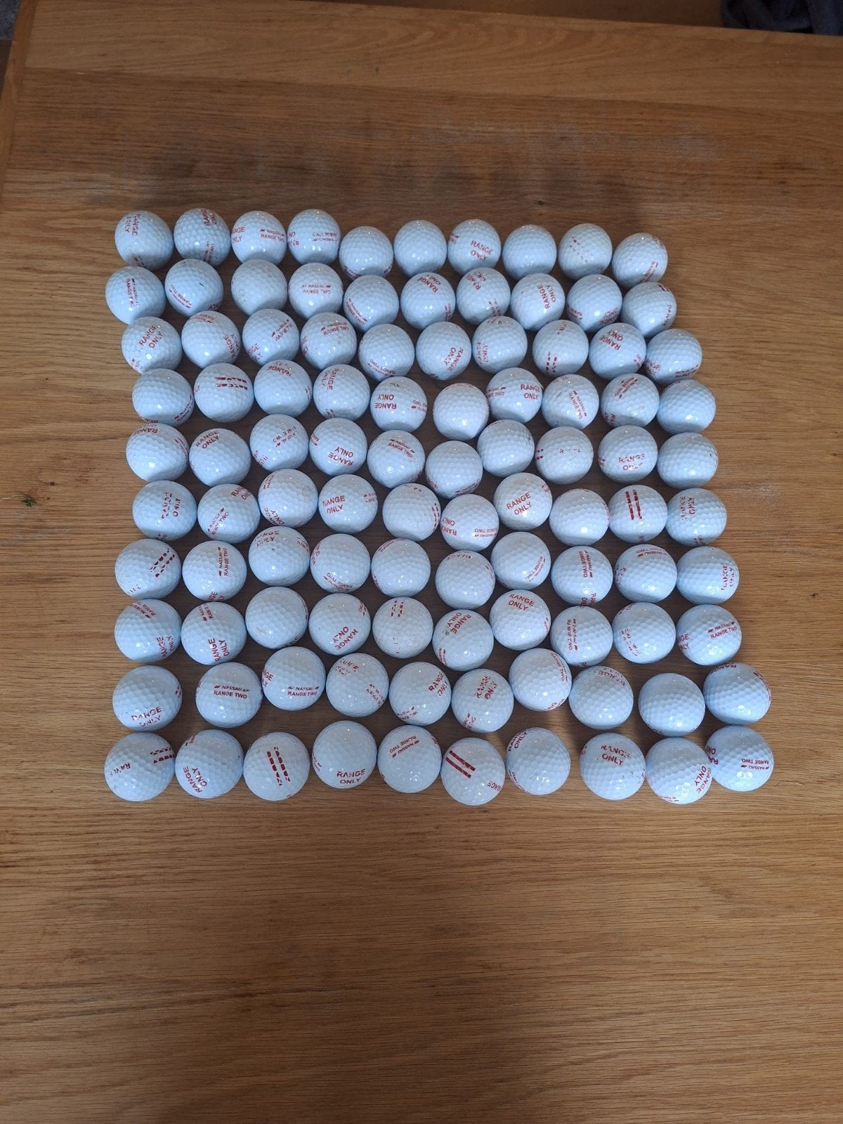 100 golfballen 'only range', Ophalen, Zo goed als nieuw