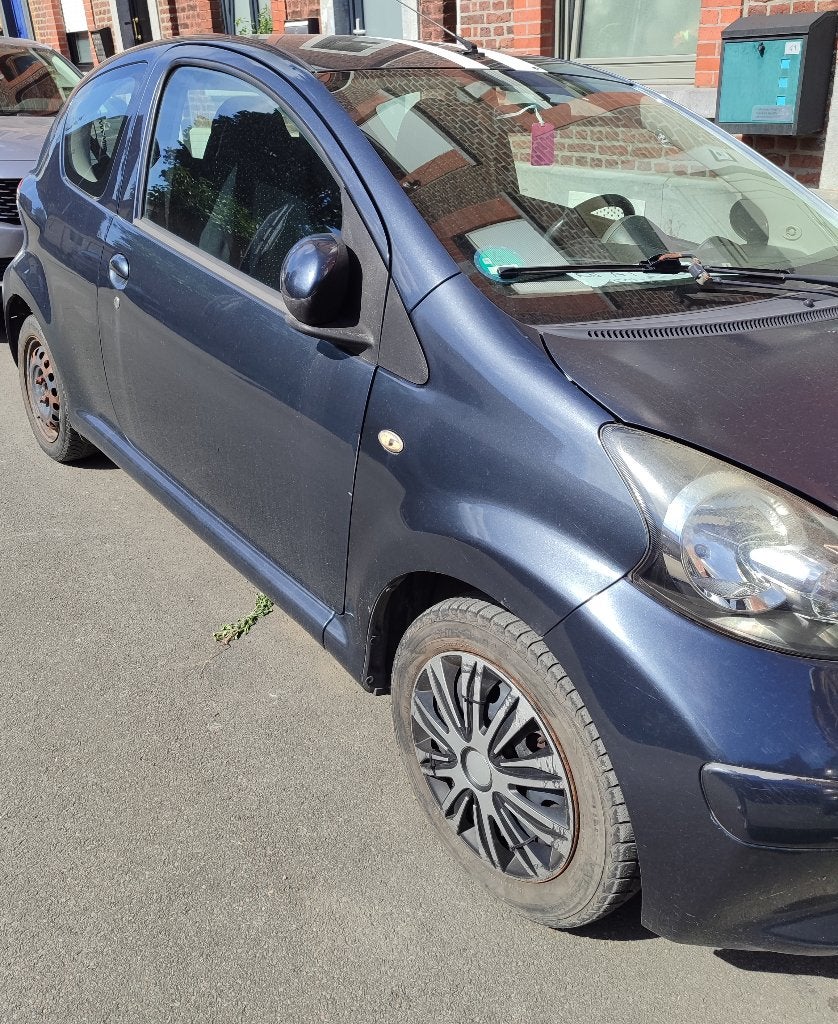 Toyota Aygo, Autos, Argent ou Gris, Achat, Boîte manuelle, Particulier