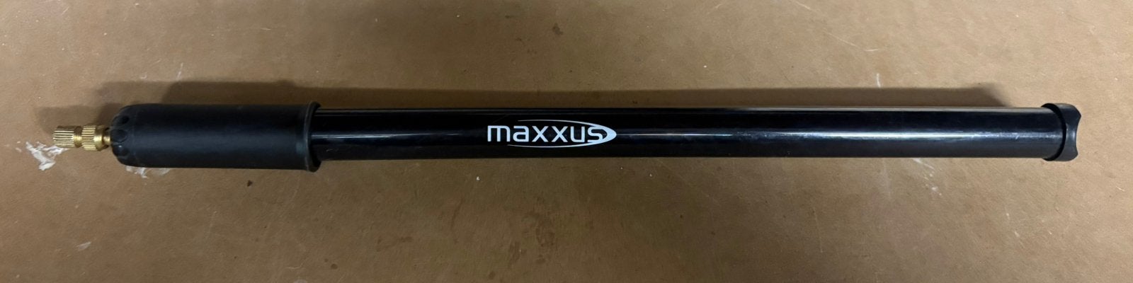 Pompe a vélo. Maxxus . Bon etat, Enlèvement ou Envoi, Comme neuf