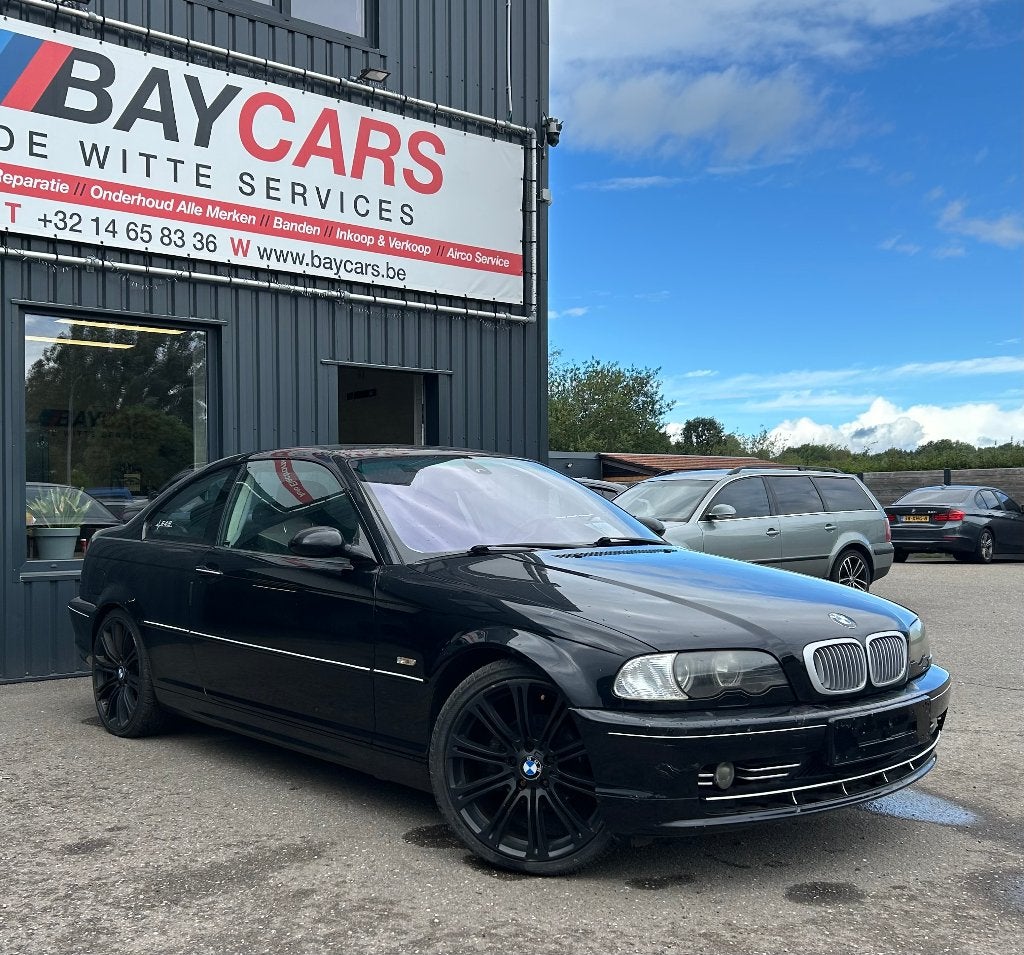 BMW 318i 2002 AUTOMAAT 2.0 BENZIN 178.000 km's!, Autos, Entreprise, Automatique, Série 3, Coupé