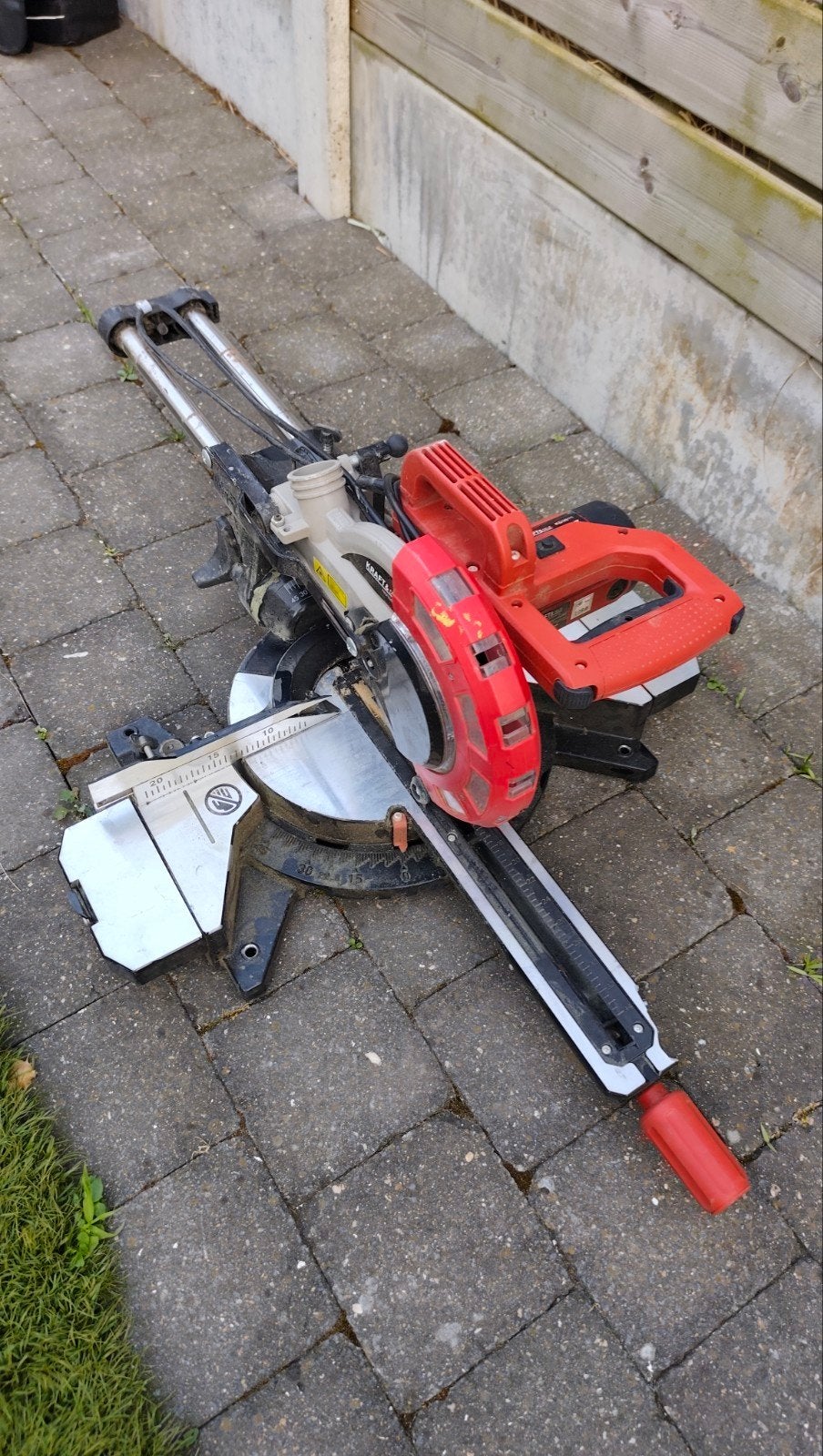 Kraft&Dele KD3011 Afkortzaag 2200W – Goed werkend, Ophalen, Afkortzaag