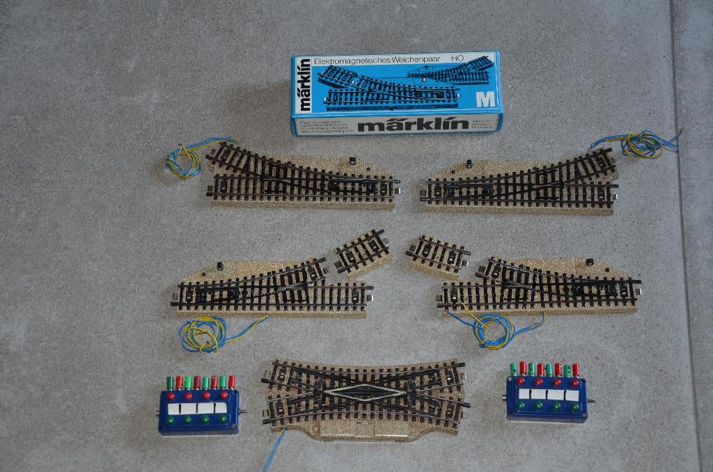 marklin voie M-5 aiguillages- électrique jonction-double, Enlèvement ou Envoi, Utilisé