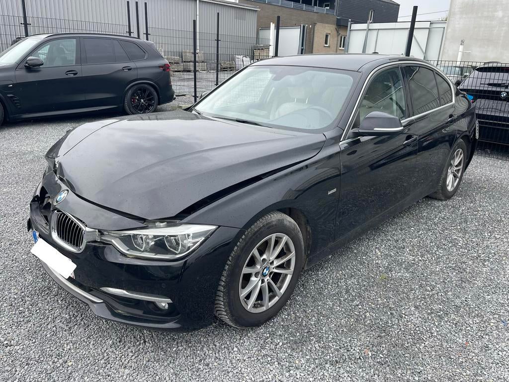 BMW 320D Automaat Luxury line/ Lci schade, Auto's, BMW, Automaat, Parkeersensor, Beige, Zwart