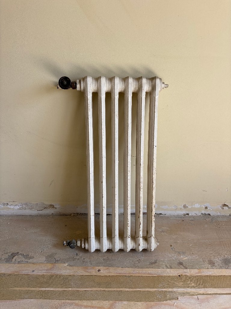 Radiateur en fonte (72 cm H - 7 cm L - 34 cm L - 6 colonnes), Moins de 60 cm, Enlèvement, Utilisé, Moins de 200 watts