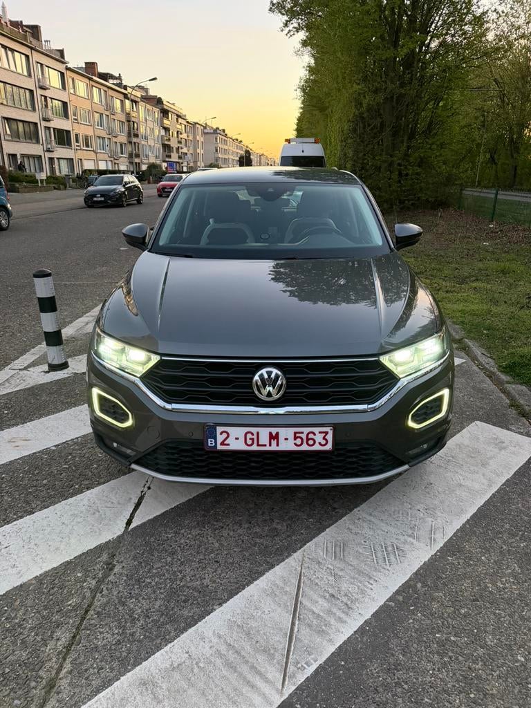 Volkswagen T-roc  4 motion, Auto's, Automaat, 109 kW, Euro 6, Leder en Stof