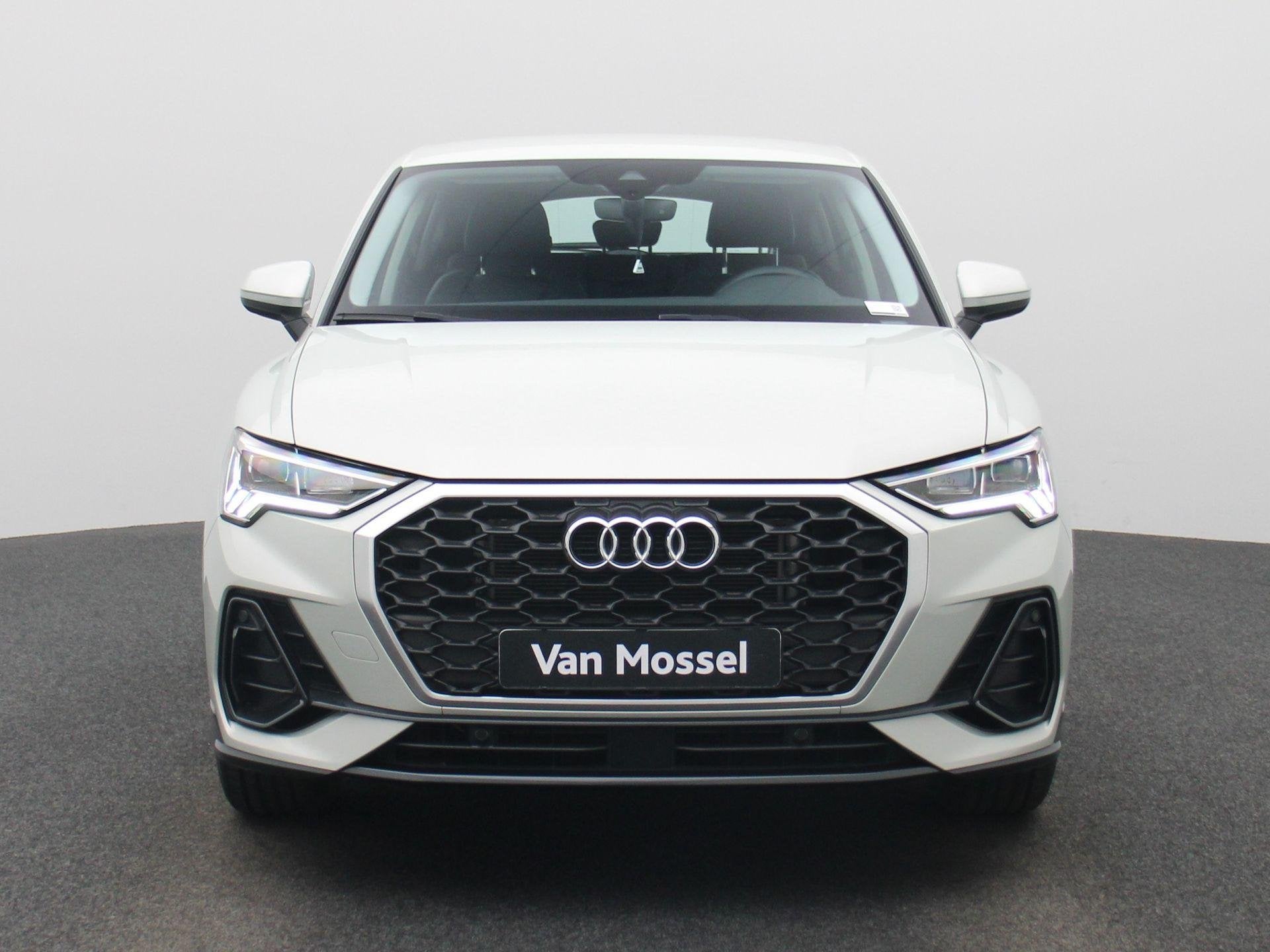 Audi Q3 Sportback 35 TFSI S tronic Bus. Ed. Attraction, Argent ou Gris, Achat, 1800 kg, Entreprise