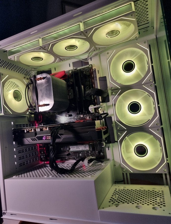 Tour de jeu économique — i7 7700K, Custom Gaming Pc, Enlèvement ou Envoi, Comme neuf, 3 à 4 Ghz