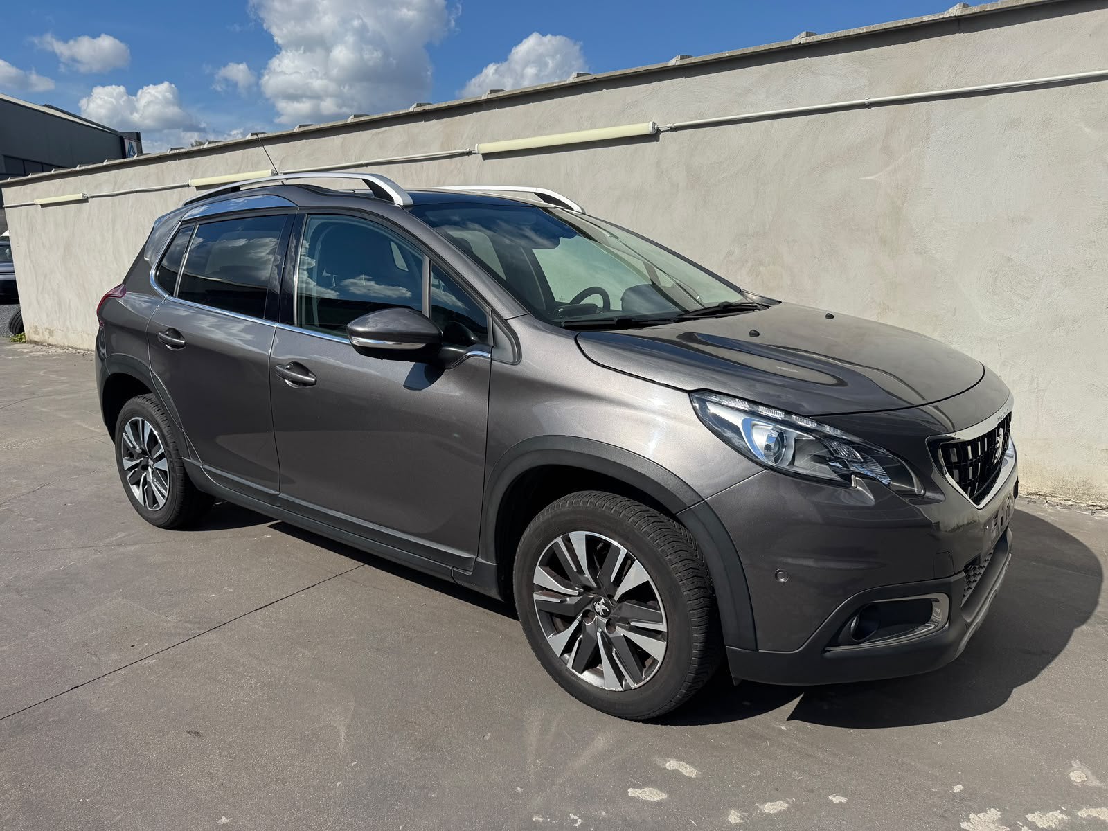 Peugeot 2008 1.2 Benzine Allure, Auto's, Euro 6, Bedrijf, Handgeschakeld, 1200 cc