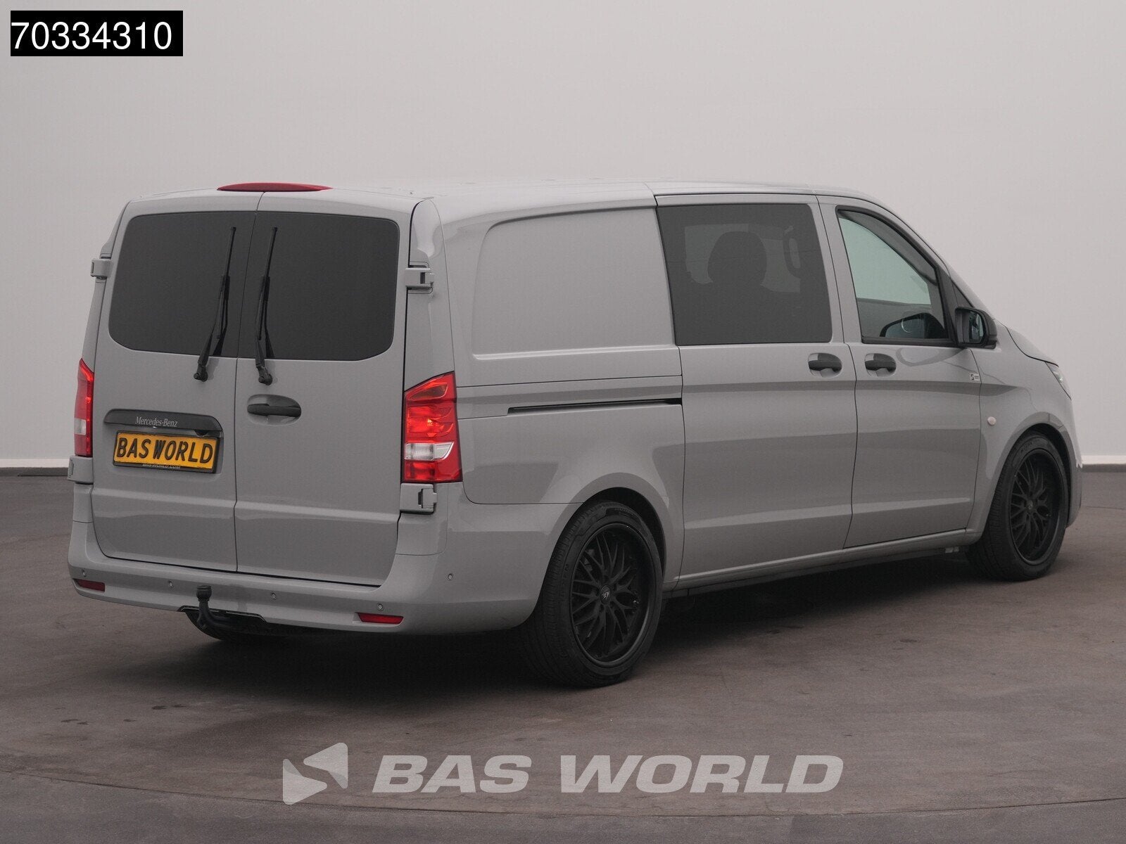Mercedes Vito 124 Automaat Dubbel Cabine 2x Schuifdeur L2H1, Auto's, Bestelwagens en Lichte vracht, Automaat, 174 kW, Gebruikt