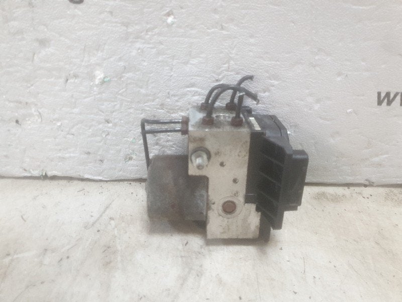 ABS POMP Peugeot 607 (9D / U) (0265-202-418), Robert Bosch AG, Gebruikt, Robert-Bosch-Allee 1
74232  Abstatt, DE, Engineering@bosch.com