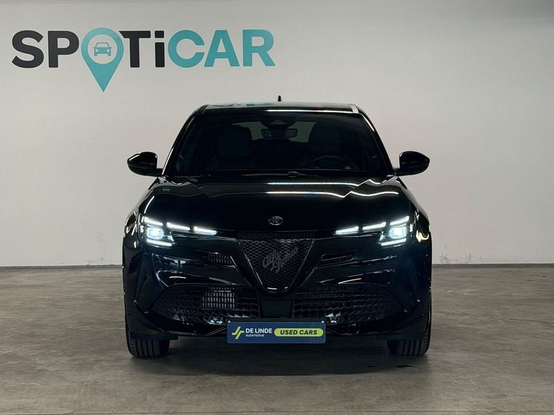 Alfa Romeo Junior 1.2 Hybrid 145 eDCT6 Ibrida Ti, Auto's, Gebruikt, 1199 cc, Zwart, Bedrijf