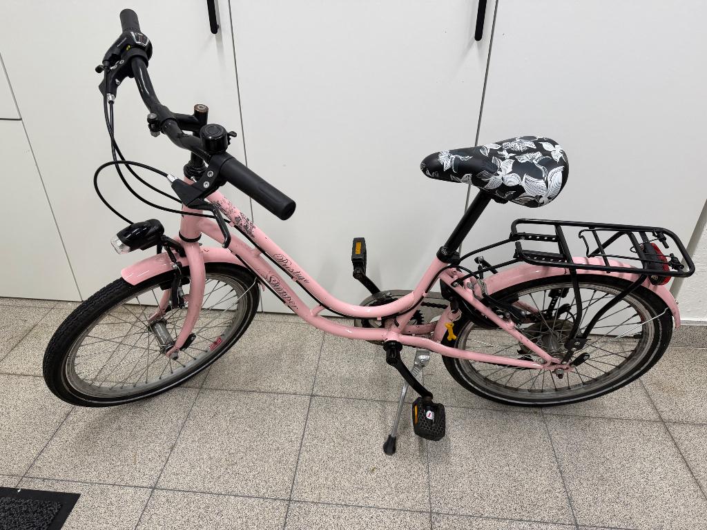 Meisjesfiets 22inch, Fietsen en Brommers, Fietsen | Kinderfietsjes, Ophalen