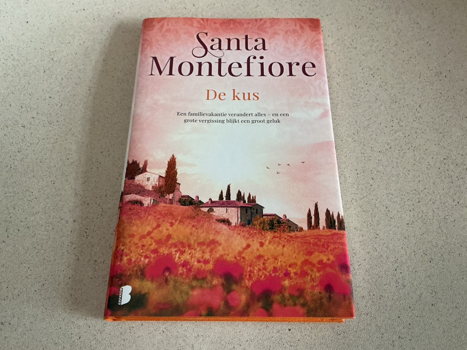 Santa Montefiore - De kus, Ophalen, Zo goed als nieuw, Santa Montefiore
