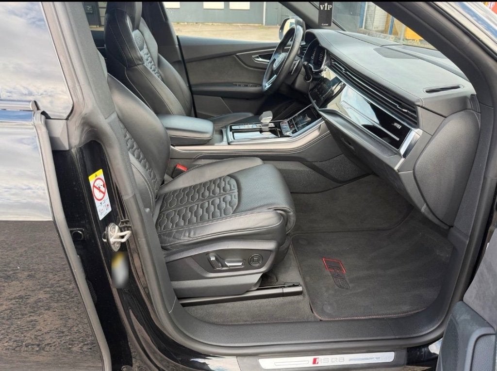 Audi rsq8, Autos, Achat, Noir, 5 portes, 5 places