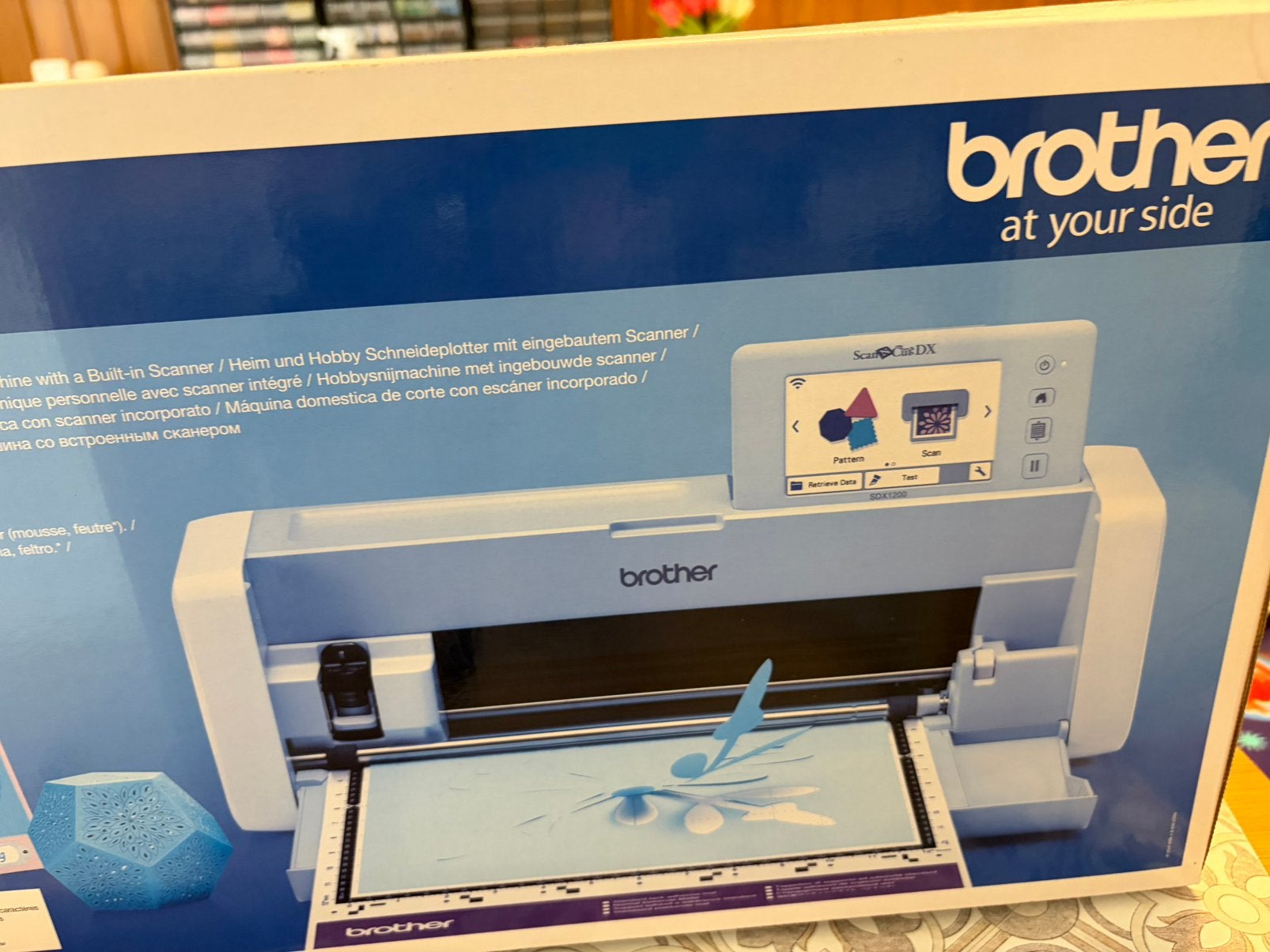 Brother ScanNCut DX SDX1200 Snijplotter Slechts 1x gebruikt, Zakelijke goederen, Kantoor en Winkelinrichting | Kantoorartikelen