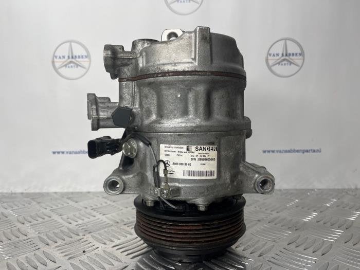 Pompe clim d'un Mercedes Sprinter, -, 3 mois de garantie, Utilisé, -