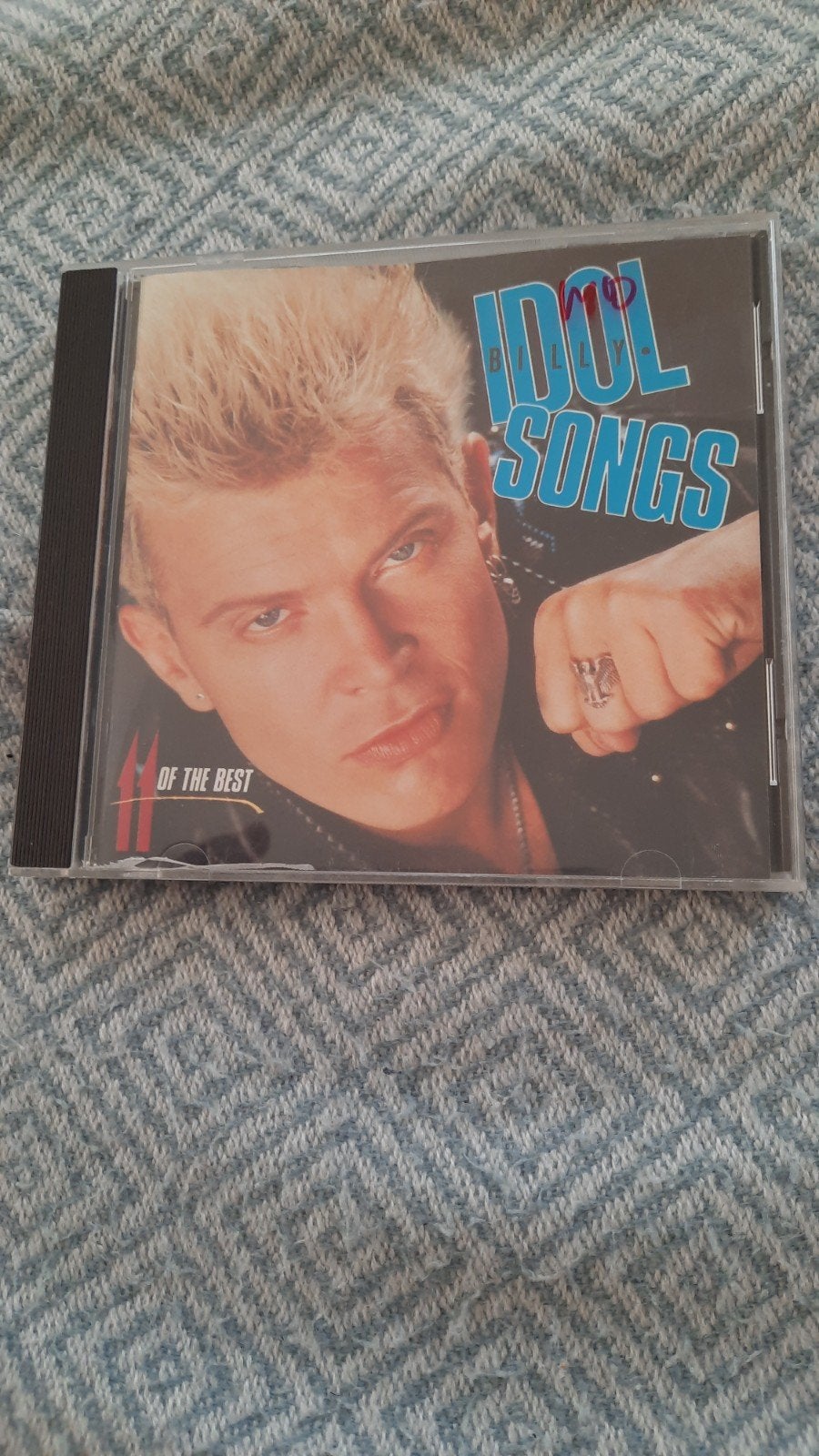 CD BILLY IDOL Songs, 11 of the best (1988), CD & DVD, CD | Rock, Pop rock, Enlèvement ou Envoi, Comme neuf, Compilation