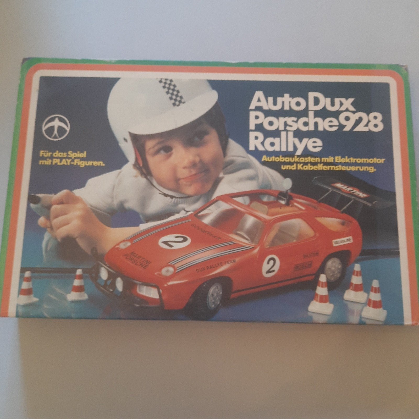 AUTODUX * PORSCHE 928 RALLYE * MOTORIZED KIT*VINTAGE*SEALED*, Hobby en Vrije tijd, Modelbouw | Auto's en Voertuigen, Ophalen