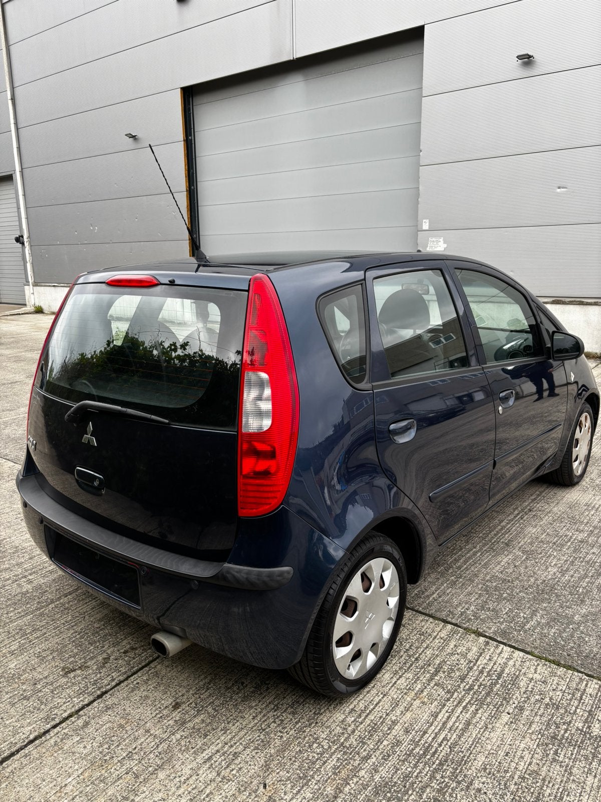 Mitsubishi Colt 1.0 — 2005 — 168 000 km - Vente approuvée, Achat, Colt, Particulier, Essence