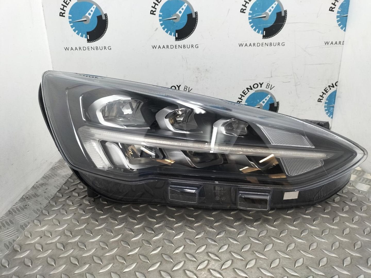 FORD FOCUS KOPLAMP R JX7B13E014CE 2018, Autos : Pièces & Accessoires, Enlèvement ou Envoi, Utilisé, ARN reconnu