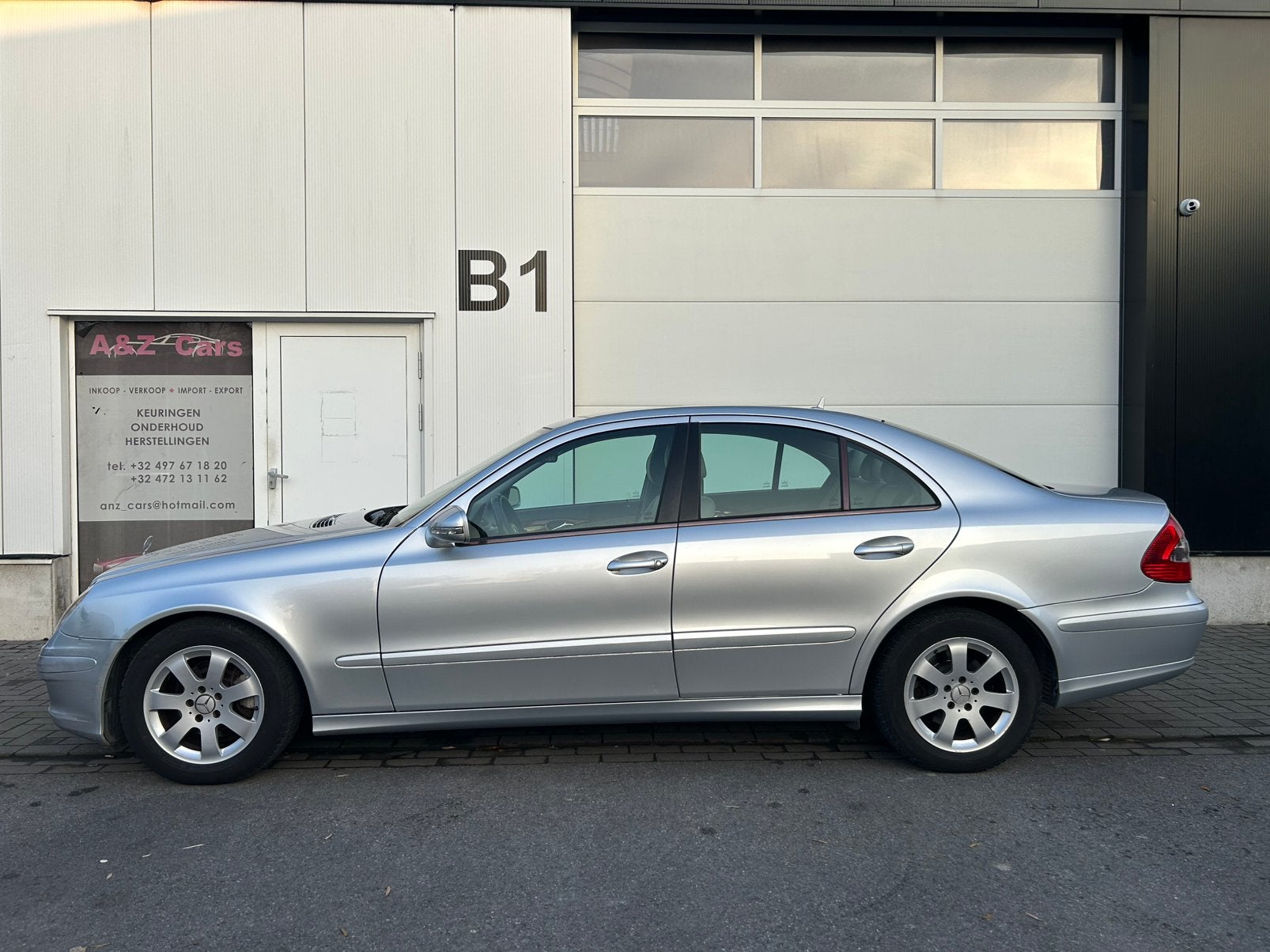 Mercedes E200CDI in goede staat, Cuir, Argent ou Gris, Achat, Beige