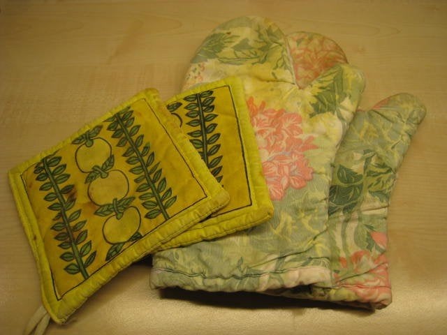 4 ovenwanten : 2 handschoenen en 2 lappen, Huis en Inrichting, Keuken | Textiel, Ophalen