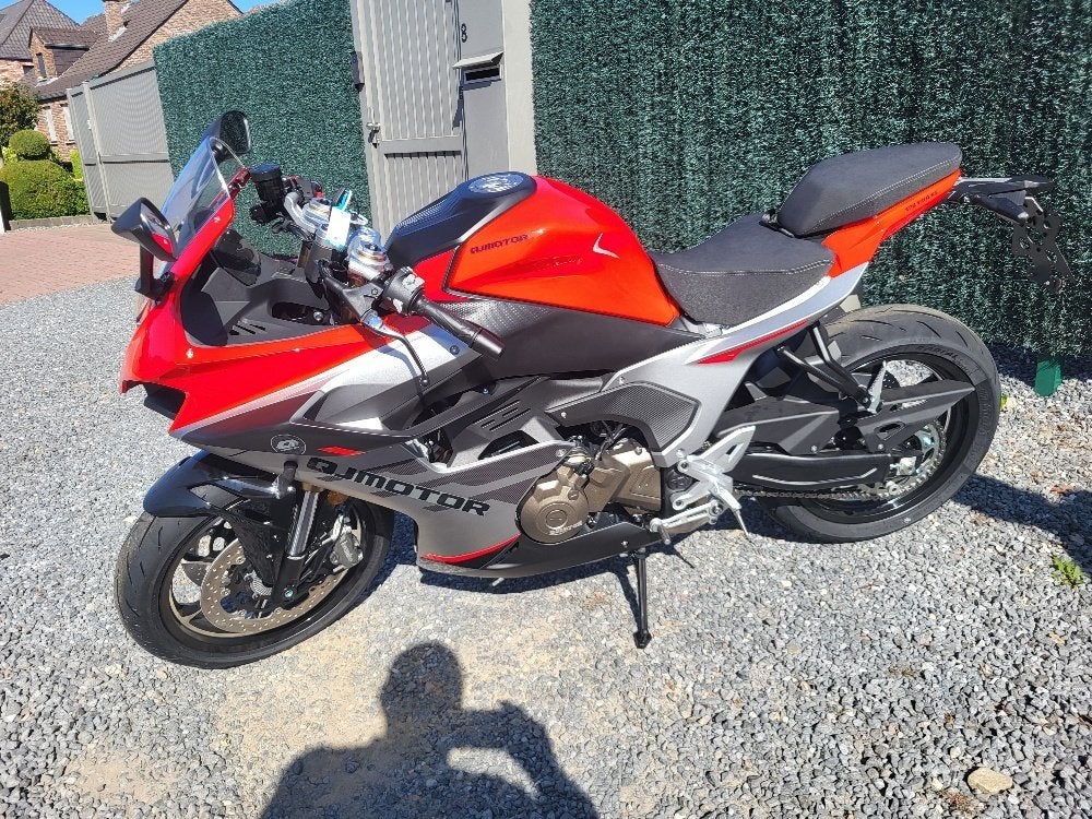 QJ Motor SRK 600 RS, 2 cilinders, Nieuw, Motorrijbewijs A, Meer dan 35 kW