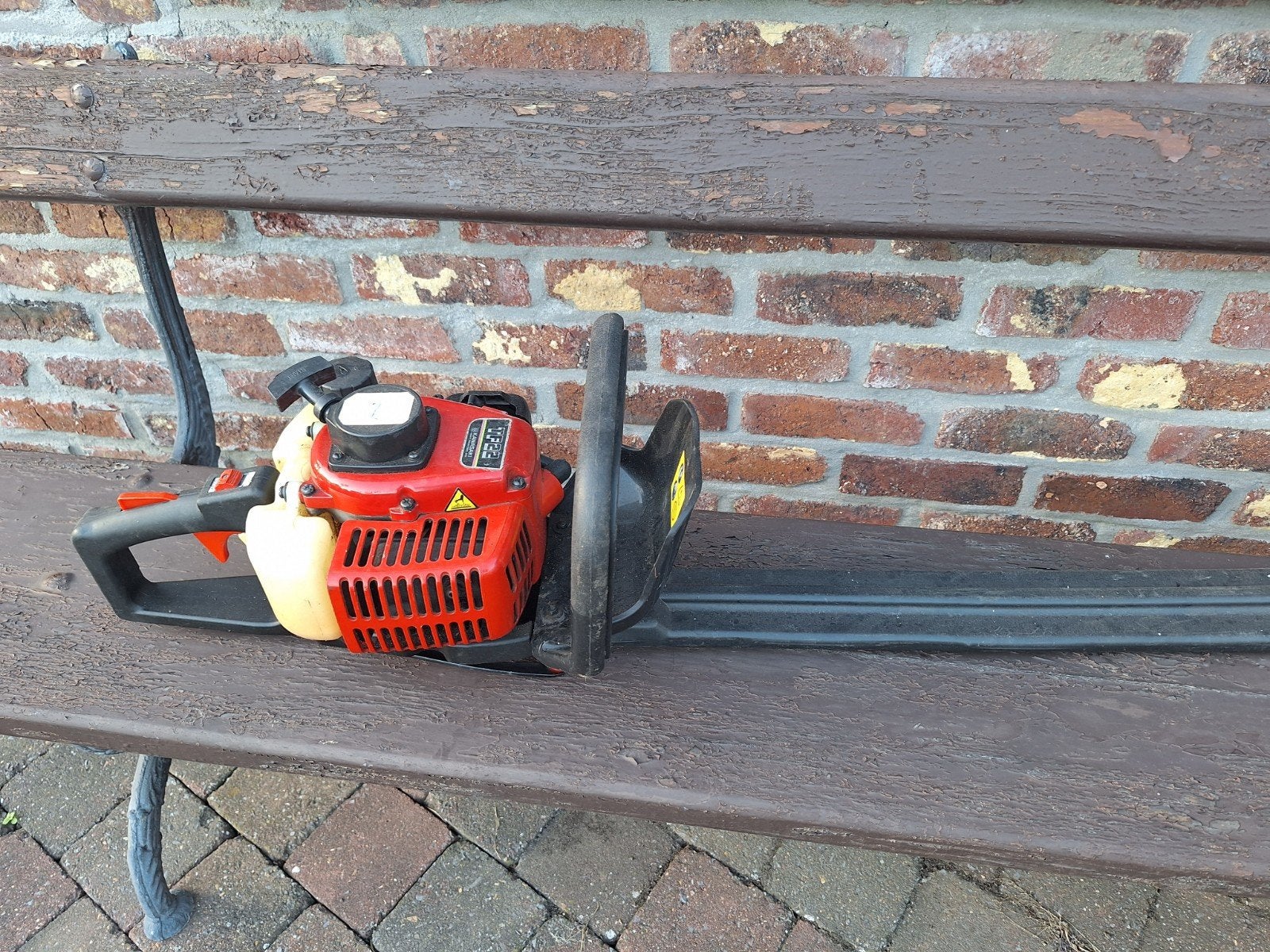 heggeschaar en grasmaaier, Tuin en Terras, Ophalen, Benzine