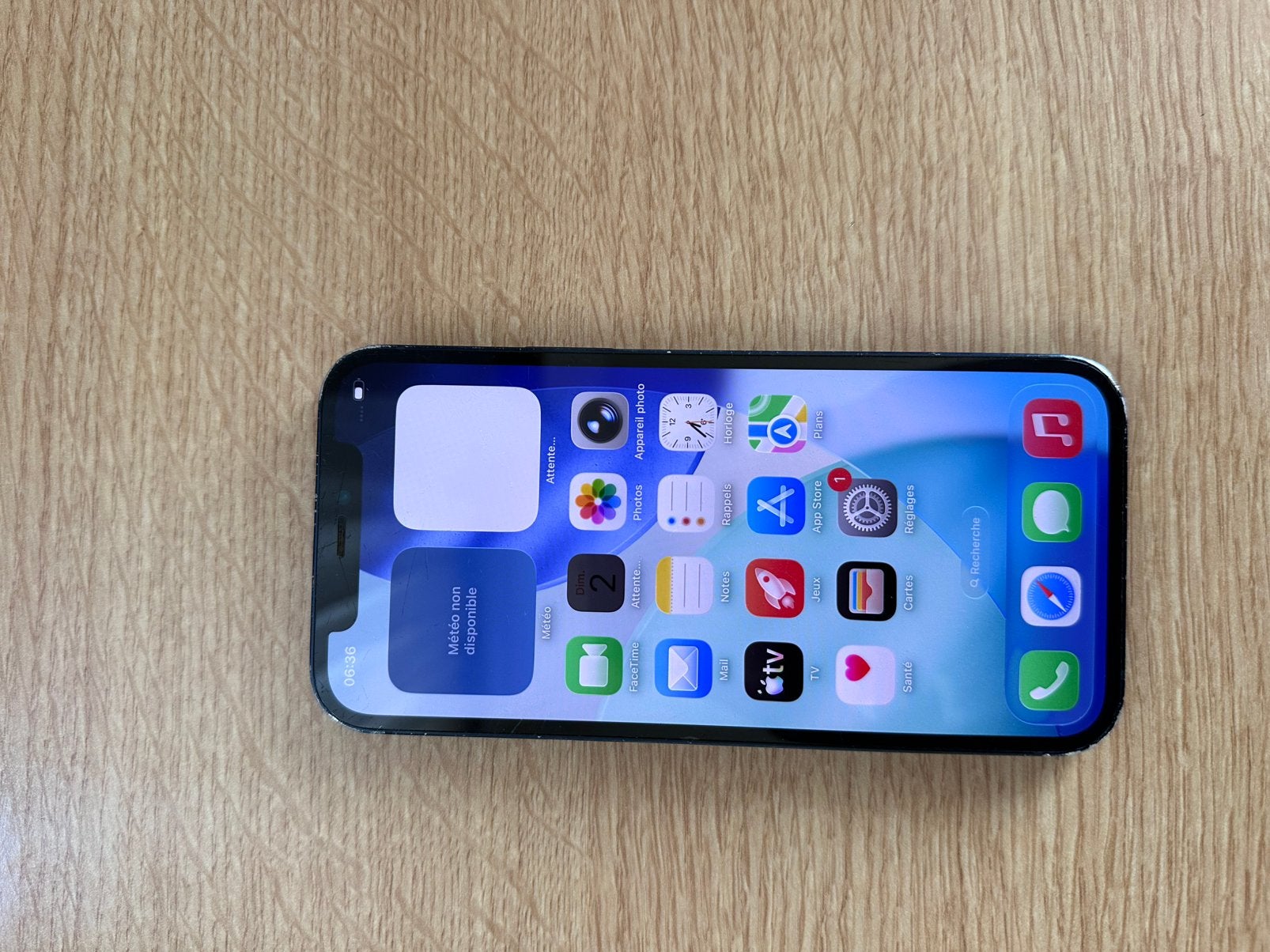 Iphone 12 , 64 giga, Comme neuf, Sans abonnement, Sans simlock, Bleu
