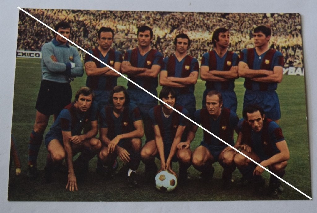 Postkaartfoto FC Barcelona met Cruyff en Neeskens ' 70, Verzamelen, Verzenden, Gebruikt, Spelerskaart