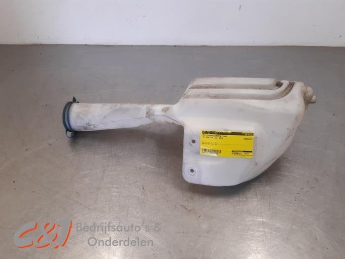 Ruitensproeiertank voor van een Volkswagen Crafter, Gebruikt, -, Volkswagen, -