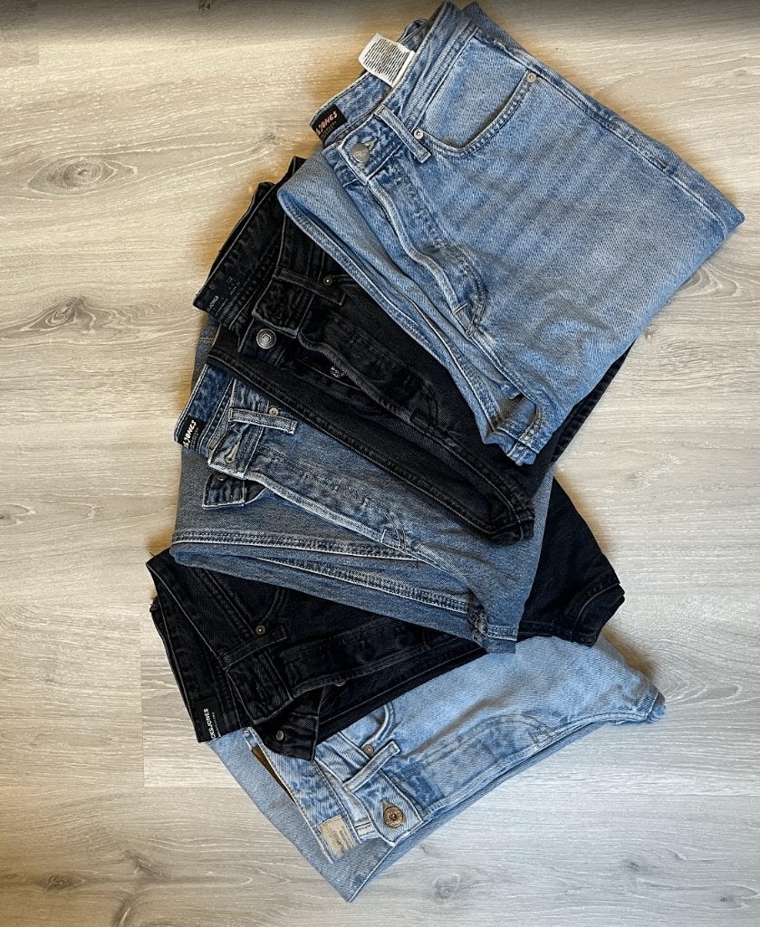 Jack &Jones baggy bundle 5 stuks maat 27/32, Kleding | Heren, Spijkerbroeken en Jeans, Ophalen, Zwart, Overige jeansmaten, Jack&Jones