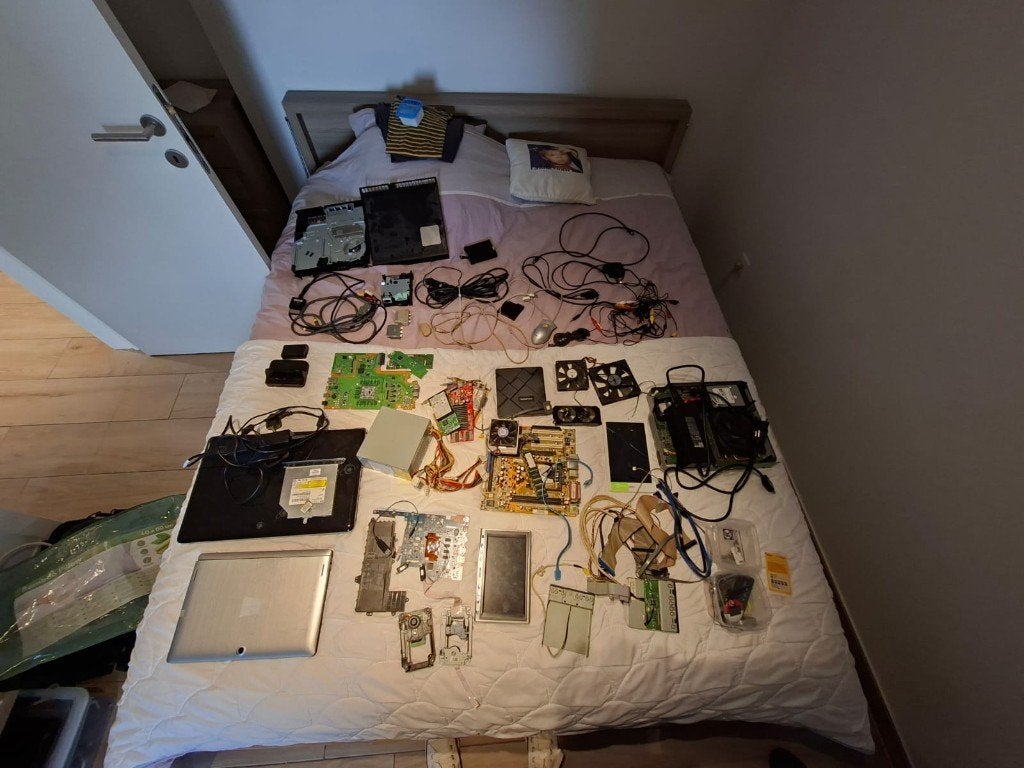 Elektronica voor onderdelen, Computers en Software, Ophalen, Niet werkend